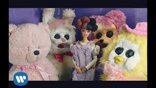 Lời Dịch Bài Hát Mad Hatter Melanie Martinez -
