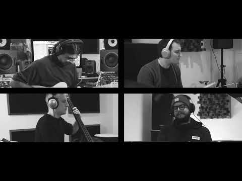 Ujig - Tano (feat. Fabrizio Bosso) (OFFICIAL VIDEO)