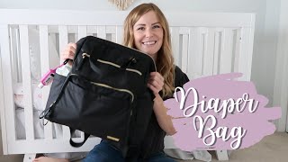 What's In My Diaper Bag For a Newborn 2021