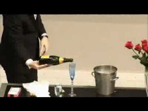 Science and history of Champagne