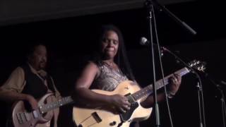 Ruthie Foster ~Ring of Fire~ LIVE IN AUSTIN TEXAS at Antone's