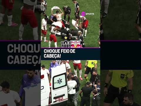 CHAMA O SAMU!!!JOGADOR DO BRAGANTINO SAIU DE AMBULÂNCIA DEPOIS DE CHOQUE DE CABEÇA #shorts