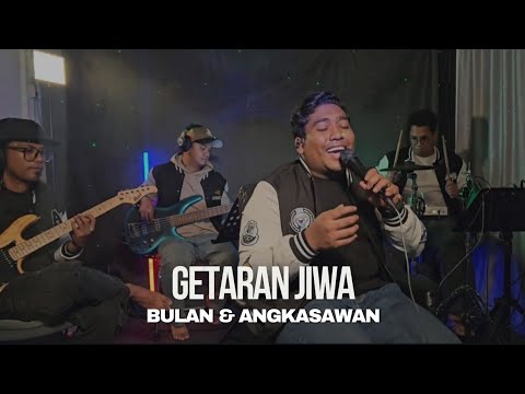 Getaran Jiwa - P Ramlee (Cover by Bulan & Angkasawan)