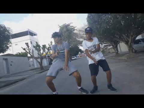 MC EVINHO E MC PH FEAT MC GW - BALANÇANDO BUNDA