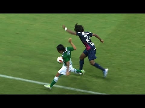Oopsy Daisy: Sherman Cardenas Slippery When Dry (Nacional/COL) Vs Bahia