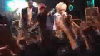 Dir en grey - Hydra [Live in Shanghai 2002.04.10]