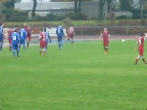 SV Waldkirch gegen Freiburger FC am 11.11.2012 Toller Freistoss des FFC Endstand 1-1