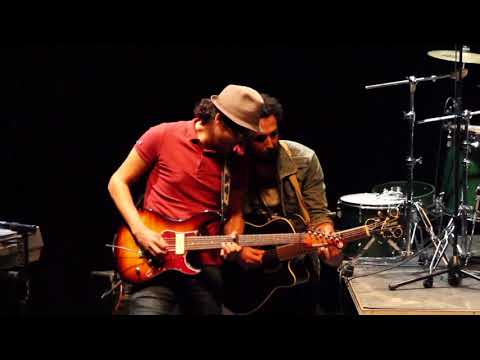 AMIN'n KAMAL -Slouguia_امين كمال (اغنية على شكل حوار بين الاغنياء والفقراء)