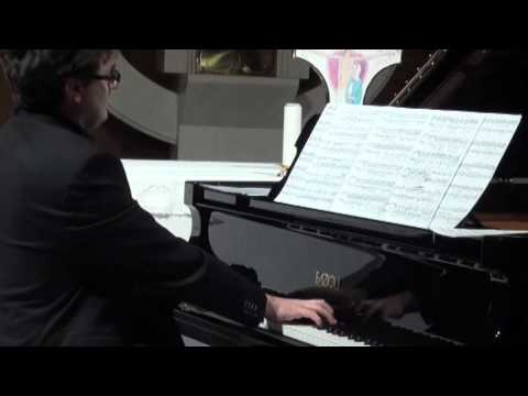 Tadej Horvat, klavir: Friderik Chopin - Preludij št.15 op.28 v Des-duru (Preludij dežnih kapljic)