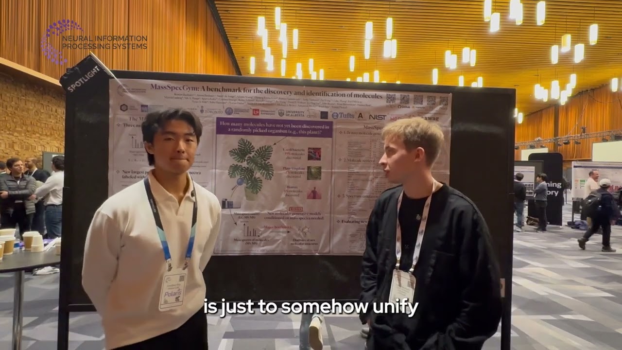 MassSpecGym: A benchmark for the discovery and identification of molecules