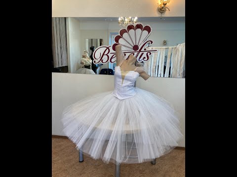 Костюм солистки P 1201 - video 3