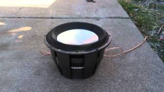 Attempt to Blow Up a Rockford Fosgate T1 with 1500w rms.