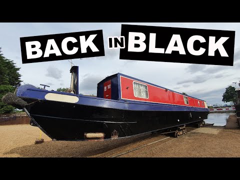 our OLD RUSTY narrowboat looks NEW !!!