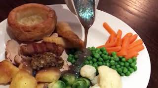 Download lagu Glitter Gravy for Hungry Horse mp3 Download lagu Glitter Gravy for Hungry Horse mp3