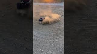 N518 - auto s monstrózním výkonem a rychlostí až 100km/h v měřítku 1:8