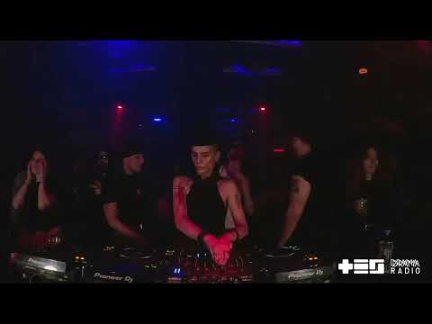 DRAMA RADIO PARTY AT TES -  KNAUGHTY