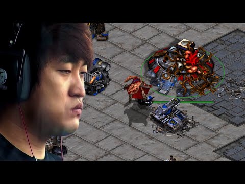 INFESTED COMMAND CENTER vs FLASH!?!?