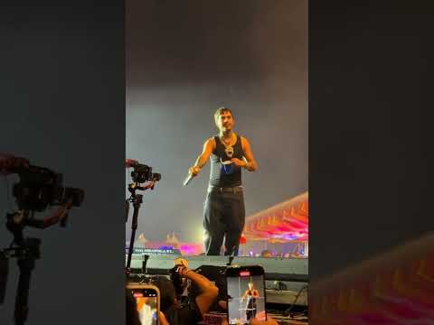 Natanael Cano explota contra DJ del Bajafest #natanaelcano #bajafest #pelea #concierto #natakong #ji