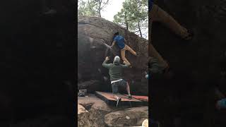 Video thumbnail de La cruz, 7a. Albarracín