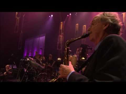 Paul Anka - Hello (Live at the Montreal Jazz Festival)