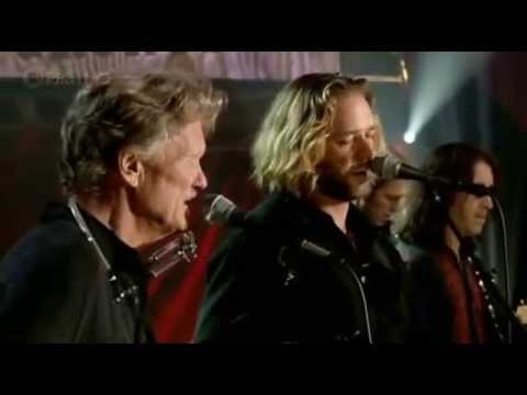 Kris Kristofferson & Russel Crowe (Live)