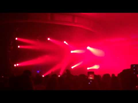 Richie hawtin plays Arno Stolz   The Crowd (original mix) [Moonshake Records]