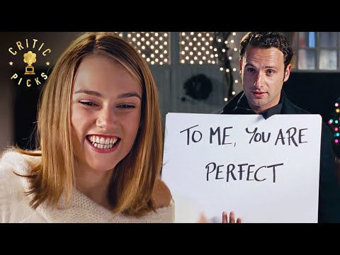 The Iconic Keira Knightley Que Card Scene | Love Actually