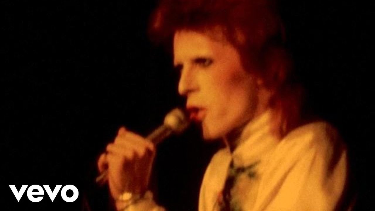 David Bowie - Ziggy Stardust (From The Motion Picture) - YouTube