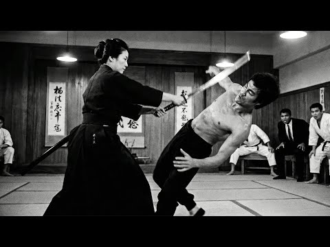 Bruce Lee Challenged By Female Samurai Master With Sword Defeated Her Bare Hands 1968 — Hong Kong