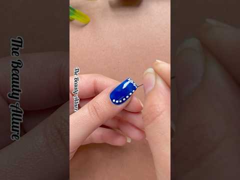 💅🔹Easy blue nail art design #nailart2024 #shorts #shortvideo