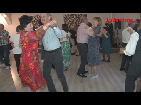 "Jestem chłopak MŁODY" WALCZYK pełen miłosnych ROZTEREK ~ Kapela P. Bińkowskiego w Złotym Dworze