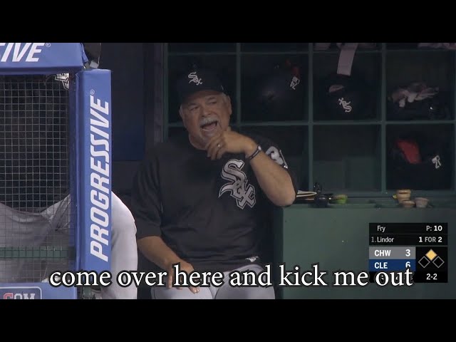 Rick Renteria makes the ump walk over to him to kick him out, a breakdown