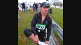 preview picture of video 'Jenni's first 10k race  East Meadow, NY     RXR Long Island Marathon of Races 2009'