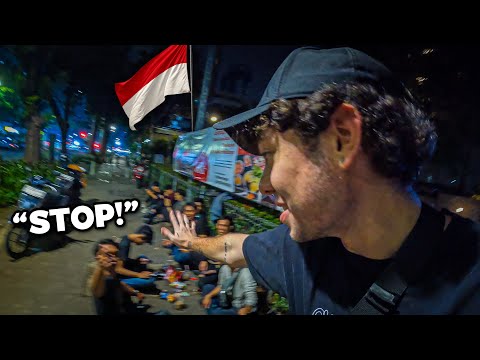 Is Jakarta, Indonesia Safe at Night? 🇮🇩 (Inside the Streets After Dark)