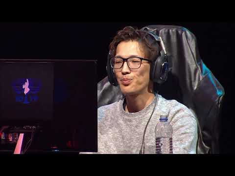 NVD Phenom (Karin) vs Mago (Karin) - Capcom Cup 2019 - Finals Day