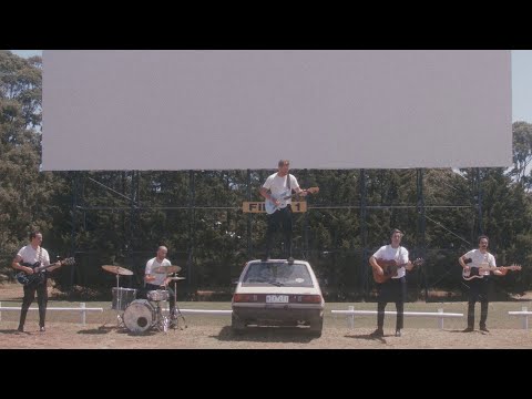 Rolling Blackouts Coastal Fever - Cars In Space (OFFICIAL VIDEO)