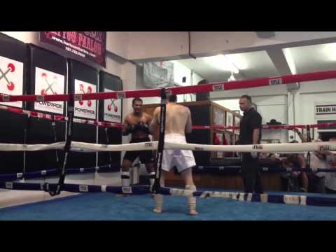 Juan "Cano" González Pelea #1