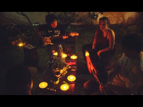 Todo Bajo Control - Jueves (Videoclip Oficial)