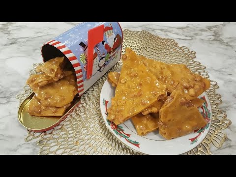 Peanut Brittle - 100 Year Old Recipe - The Hillbilly Kitchen #christmas #candy #recipe #food #diy