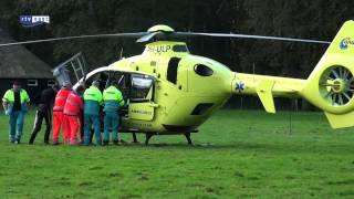 preview picture of video 'Fietser ernstig gewond bij aanrijding in Twello'