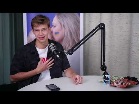 Business in Brussels, new life and fitness | Anna Ponomarenko (Smklk) | ENG | #UVPodcast