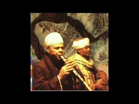 The Musicians Of The Nile- Luxor To Isna (1989) 2- Zahrafat Al Sa'īd (Rejoicing In Upper Egypt)