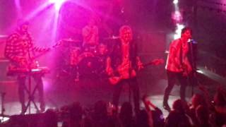 The Griswolds - Out of My Head (live in Austin)