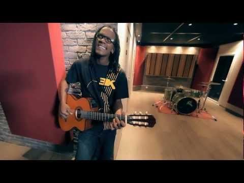 E.SY KENNENGA LA CHANDELLE le clip album LÉRITAJ MONA vol 2.mp4