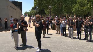 Familiares y amigos despiden al acróbata Pedro Aunión