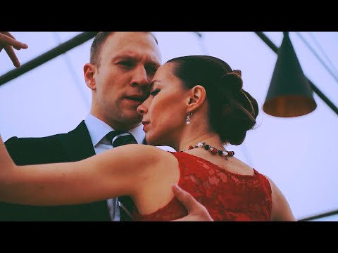 - Hernando's Hideaway - Tango