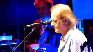 Luis Eduardo Aute - Sin tu latido (en concierto con letra)