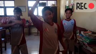 Download lagu Story wa kekinian versi anak SD mp3 Download lagu Story wa kekinian versi anak SD mp3