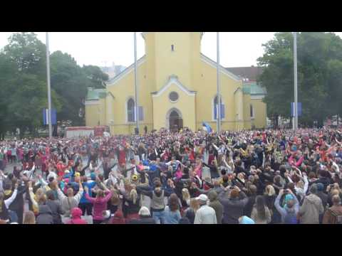 "Tahan tantsida" 01.07. 2017 Vabaduse väljakul- "Eestlane olen ja eestlaseks jään"