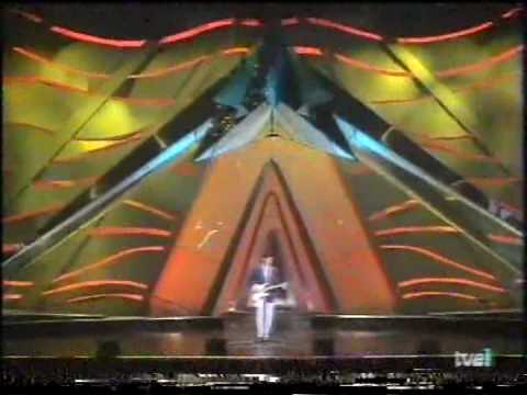 OTI 93 Chile - Maria y Manuel - Keko Yunge